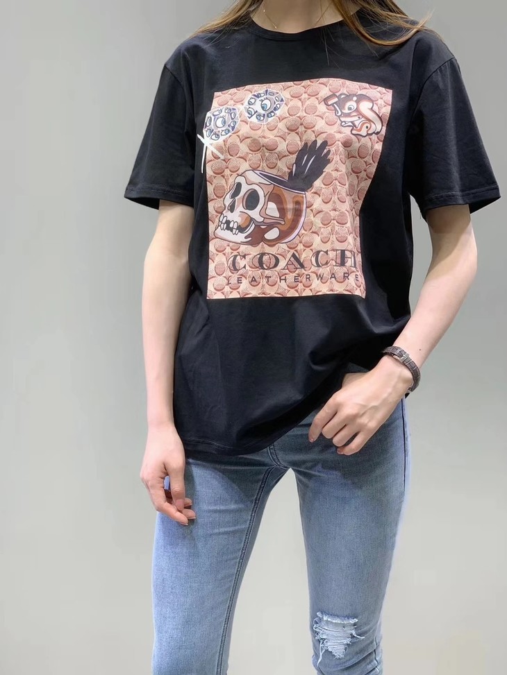 点此购买蔻驰男女款烫印短袖t恤左151326