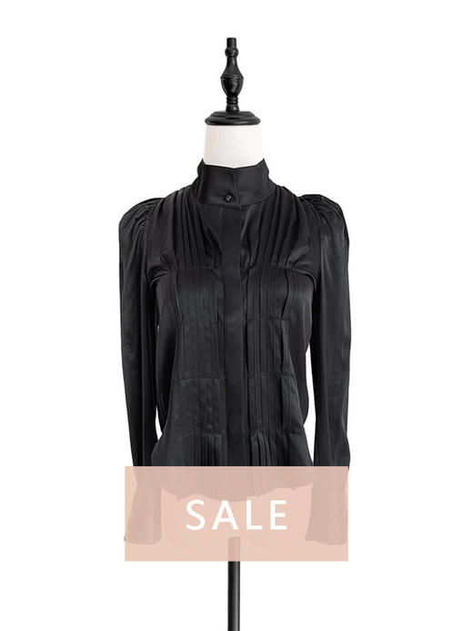 TYNVIE 翻袖立领复古衬衫 - 黑色 商品图0