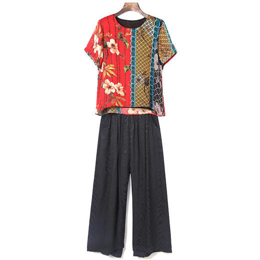 AHM-ktt8015新款时尚气质印花圆领短袖印花T恤阔腿裤两件套 商品图4