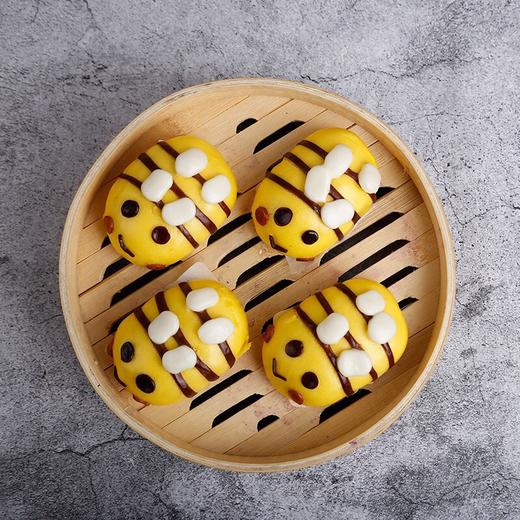 周一秒杀嗡嗡小蜜蜂奶黄包面点早餐包子半成品加热即食