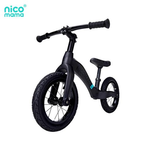 碳纤维儿童平衡车