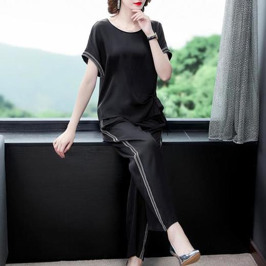 AHM-yjr8328新款气质醋酸套装圆领宽松大码妈妈装 商品图1