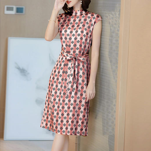 AHM-as0800新款仿真丝半高领气质条纹印花修身连衣裙 商品图0