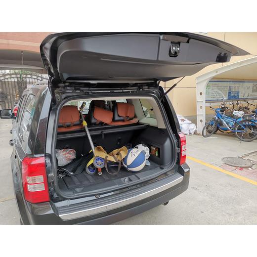 【月租-北京】JEEP 自由客 2.4 豪华导航版 商品图6