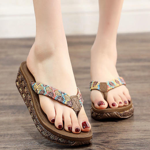 pdd-新款时尚百搭韩版人字拖女防滑海边网红沙滩鞋 - 唐织绾女装店
