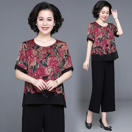 XX-3216妈妈夏装丝缎T恤阔太太短袖减龄薄两件套装 商品图1