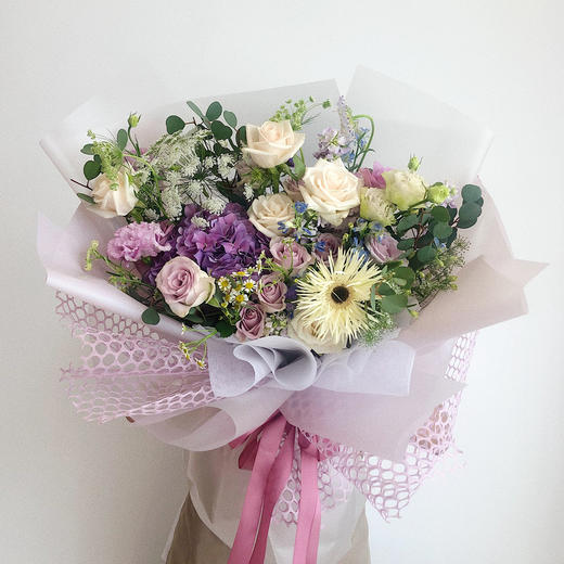   花艺  莫兰迪蕾丝花束 商品图0