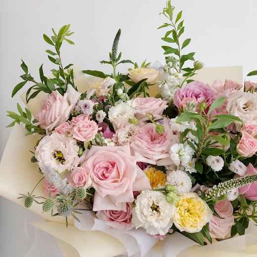   花艺 粉色花园混合花束 商品图1