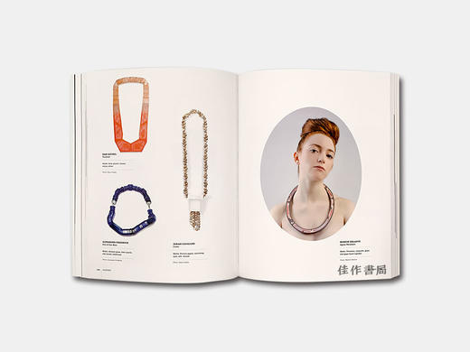 New Necklaces : 400 Designs in Contemporary Jewellery / 新项链：当代珠宝中的400种设计 商品图4