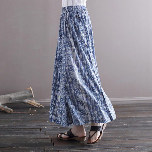 XM-02035原创复古蜡染民族风宽松数码印花裙裤 商品图1