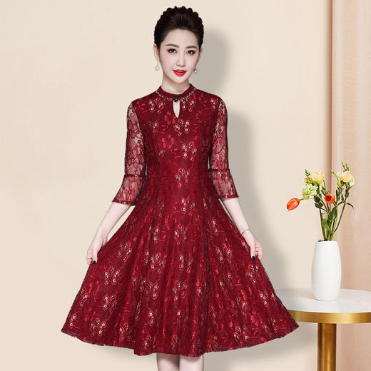 LC-1938妈妈装新款气质阔太太复古蕾丝刺绣连衣裙 商品图1