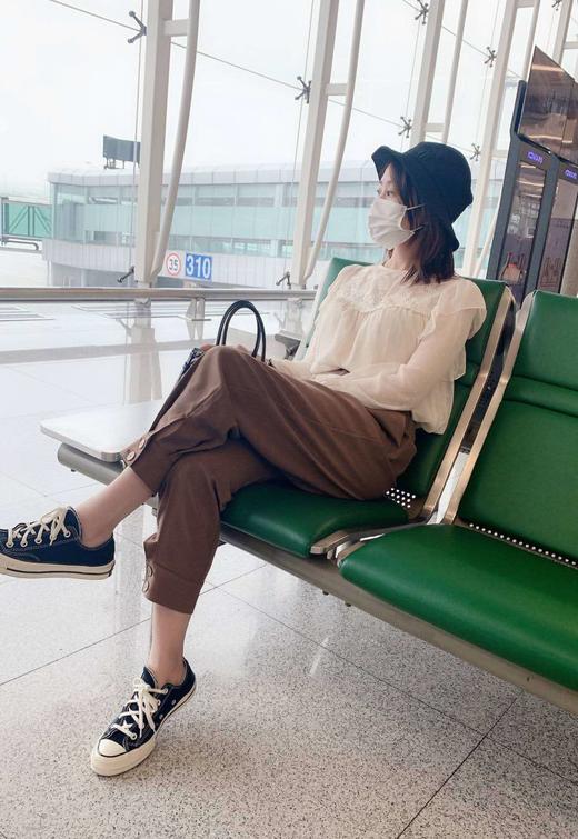 【百图lulu好物】【中跟帆布鞋】不易磨脚，不易变形，不易脱胶 猪皮鞋垫 经典帆布鞋，可以从12岁穿到102 商品图3