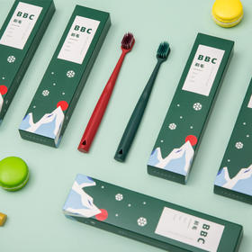 【韩国进口刷毛 柔韧高质感】BBC软毛牙刷 火山碳灰尖毛 不含荧光剂不伤牙龈宽头设计 磨砂杆双支彩盒装 小牛历险记