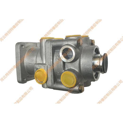 153总泵（6孔）/153刹车总泵柔刹王（6孔）/刹车总泵柔刹王（6孔） 商品图3