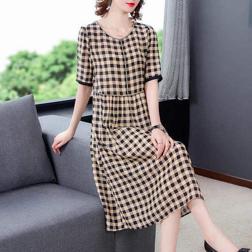 AHM-ymq7117A夏新款格子五分袖中长款连衣裙 商品图0