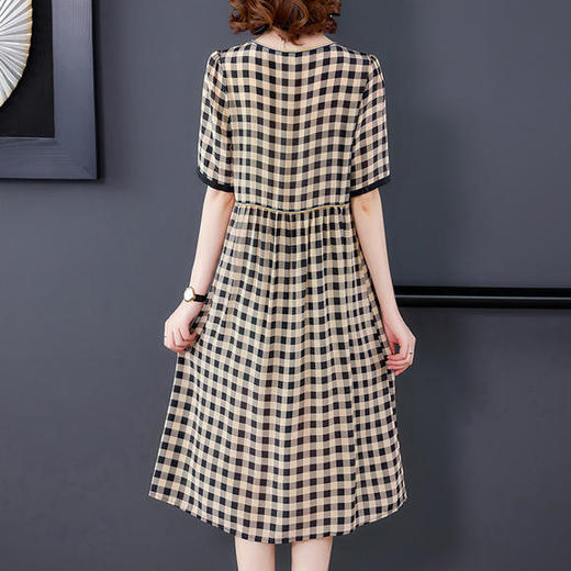 AHM-ymq7117A夏新款格子五分袖中长款连衣裙 商品图3