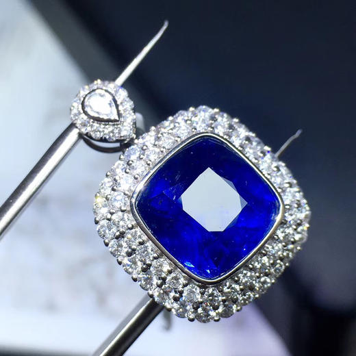 【天然蓝宝石吊坠】秒杀-不议退18k金镶嵌钻石方形切割!台面非常大气!
