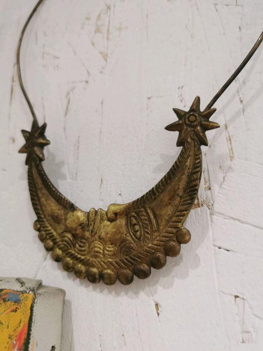 1930s德国黄铜浮雕星月项圈项链 商品图0