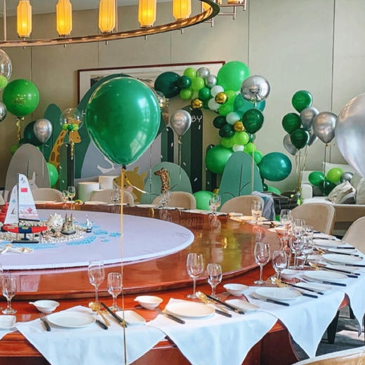 夏季森林动物园主题宝宝宴儿童生日气球布置酒店餐厅自助餐包厢气球