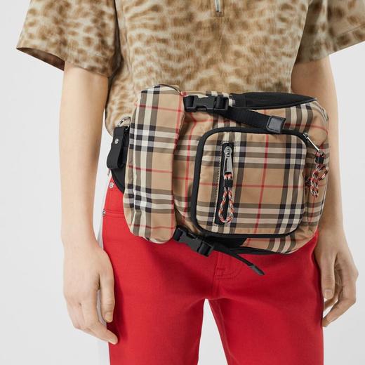 下架现货burberry/巴宝莉 19fw经典格男士纹斜跨包胸包