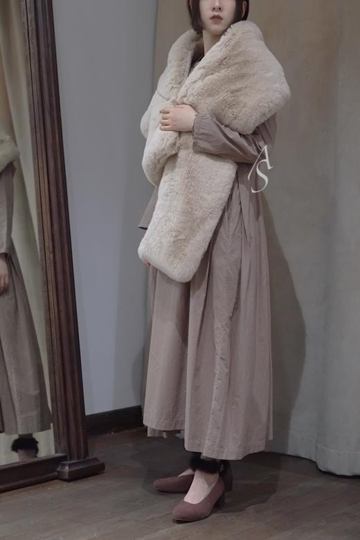 Mari Giudicelli 黑色/红棕色毛绒搭扣单鞋 商品图3