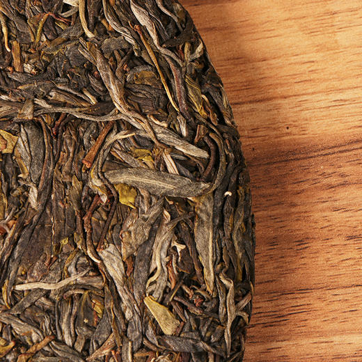 169天然大氧吧——攸乐名寨：司土老寨，古茶之乡。《云南通志》卷70记载：茶【檀萃：《滇海虞衡志》】：普茶名重于天下，出普洱。所谓六大茶山：一曰攸乐，二曰革登，三曰倚邦、四曰莽枝，五曰慢耑，六曰曼撤。 商品图4