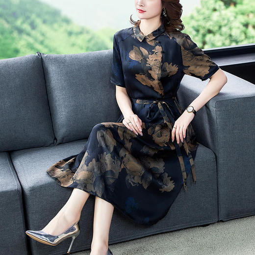 AHM-yqwl5952夏季新款时尚气质优雅连衣裙 商品图2