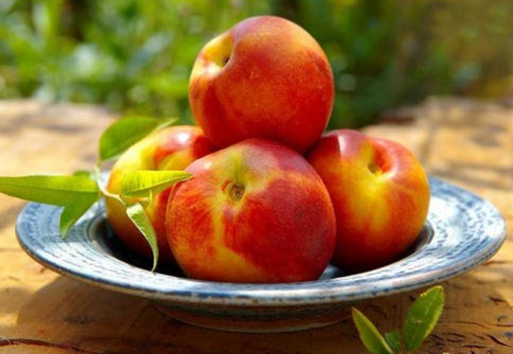 水晶油桃1份约750克