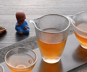 「蓝蜜蜂·茶器」手工锤目纹玻璃茶海