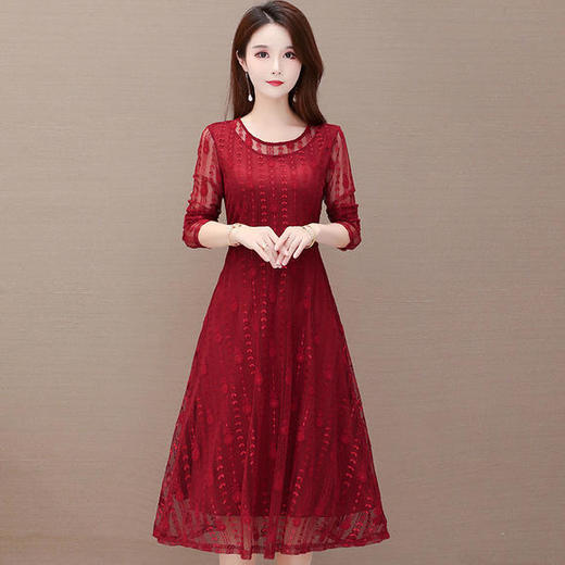 YWE-TYH20F07新品气质减龄蕾丝大码连衣裙 商品图0