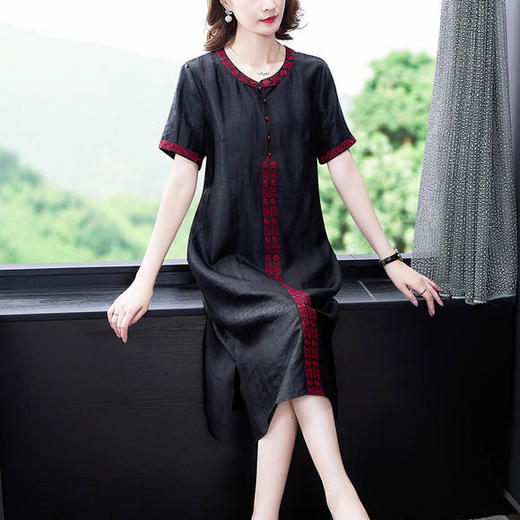 AHM-yq5950新款复古大气连衣裙 商品图0