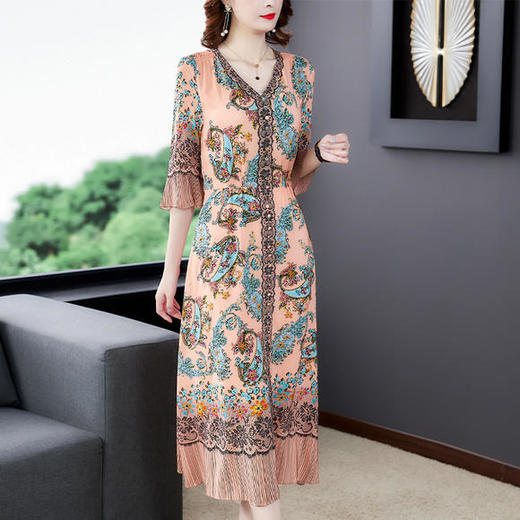 AHM-yyjp5360夏季新款时尚气质花色双绉连衣裙 商品图2