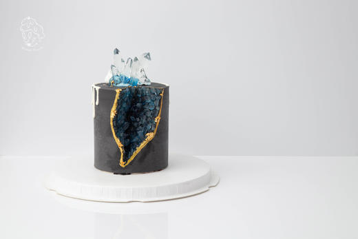 黑黑（预订） 商品图0