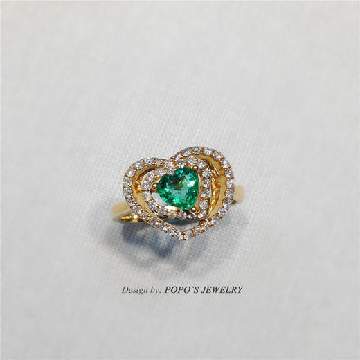 【每日特选】18K黄金心形祖母绿钻石戒指(预约看货) 商品图0