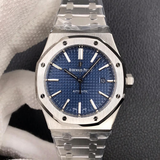 ZF重新定义！爱彼皇家橡树15400系列！解决长久以来各大厂家都无法突破的难题
【技术突破】
1️⃣.解决厚度问题，采用9015机芯改爱彼 商品图0