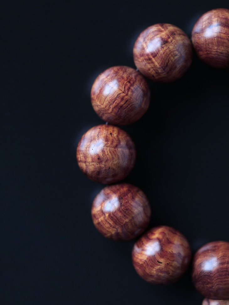 销夏满水波黄金底海黄油梨料20mm手串h25