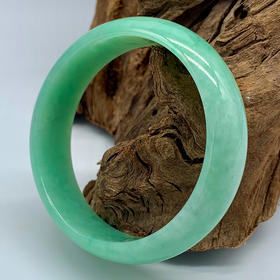 派瑞翡翠 翡翠手镯 糯种 绿色