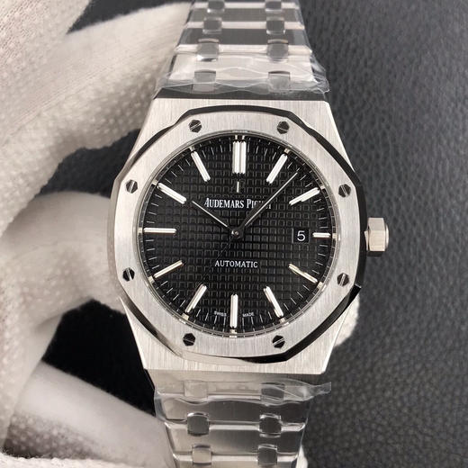 ZF重新定义！爱彼皇家橡树15400系列！解决长久以来各大厂家都无法突破的难题
【技术突破】
1️⃣.解决厚度问题，采用9015机芯改爱彼 商品图0