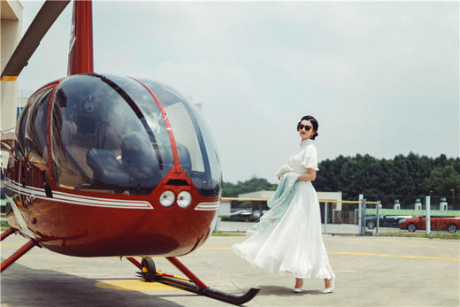 荷言HEYEN 金风玉露 上海时装周走秀款大摆裙明星同款 商品图4