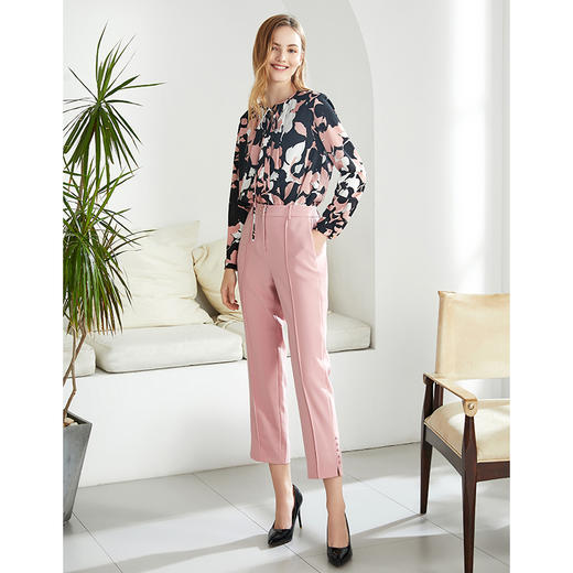 EITIE爱特爱秋季时尚通勤百搭显瘦系带减龄印花H版上衣女6013709 商品图1