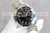 VS欧MEGA欧茄SEAMASTER海马系列海洋宇宙600米600m同轴至臻天文台表43.5mm潜水表215.30.44.21.01.002拉丝表壳局部抛光处理 黑色陶瓷表圈雕刻计时刻度电镀反光银色 商品缩略图8