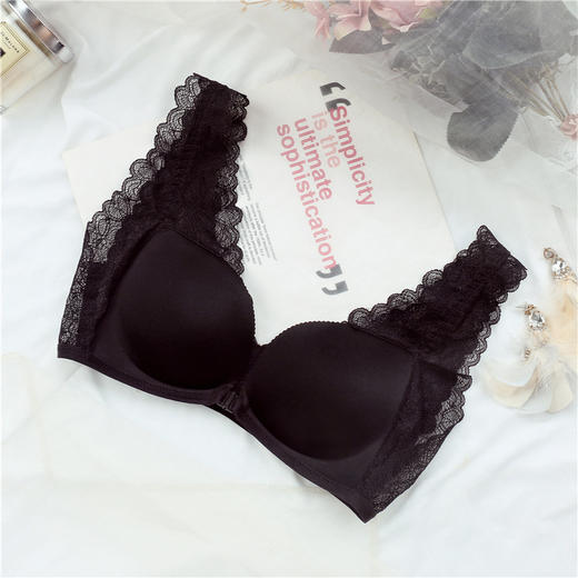 【3D立挺矫正文胸】轻轻一扣，矫正胸型收副乳 防外扩胸下垂 薄款透气 前扣设计 蕾丝美背 商品图5