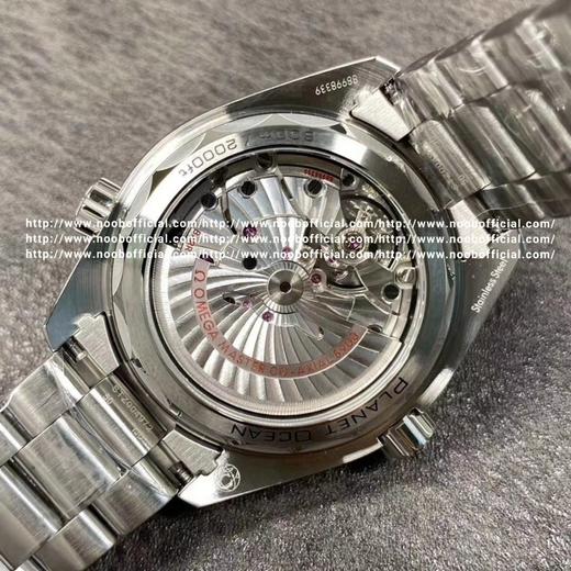 VS欧MEGA欧茄SEAMASTER海马系列海洋宇宙600米600m同轴至臻天文台表43.5mm潜水表215.30.44.21.01.002拉丝表壳局部抛光处理 黑色陶瓷表圈雕刻计时刻度电镀反光银色 商品图14