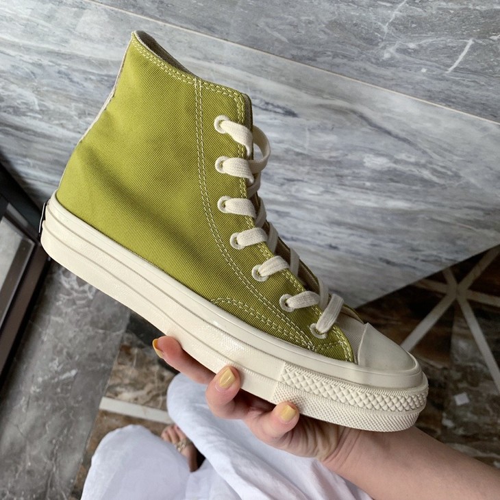 牛油果绿帆布鞋售完无补