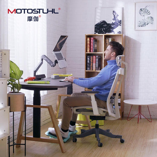 摩伽Motostuhl 坐站办公两用平衡板 多功能健身辅助板 商品图2