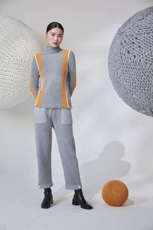  秋冬 流苏边撞色羊绒针织女上衣 SJF92W129N 商品图2