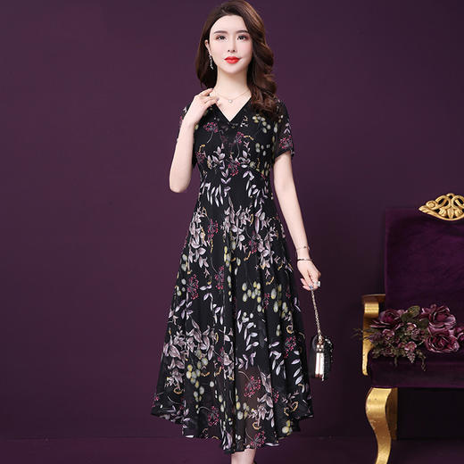 WXY-W-HF-081Y真丝2020新款V领印花短袖长款过膝沙滩裙 商品图0