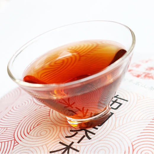 滇香阁 2012年老料 布朗乔木宫廷 普洱熟茶 357g 商品图2