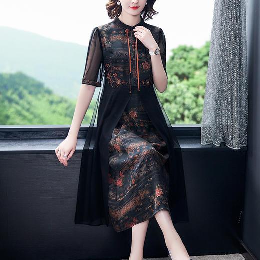 AHM-yqwl5865中式盘扣时尚气质优雅水滴领短袖旗袍裙 商品图3