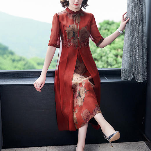AHM-yqwl5865中式盘扣时尚气质优雅水滴领短袖旗袍裙 商品图2